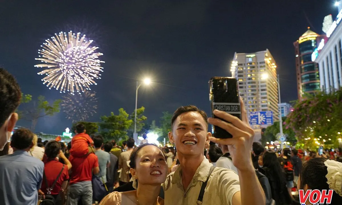 Bác sĩ hướng dẫn giữ sức khỏe an toàn trong kỳ nghỉ lễ dài ngày