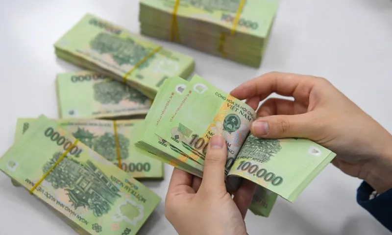 đếm tiền lương cơ bản tăng lương tờ 100k