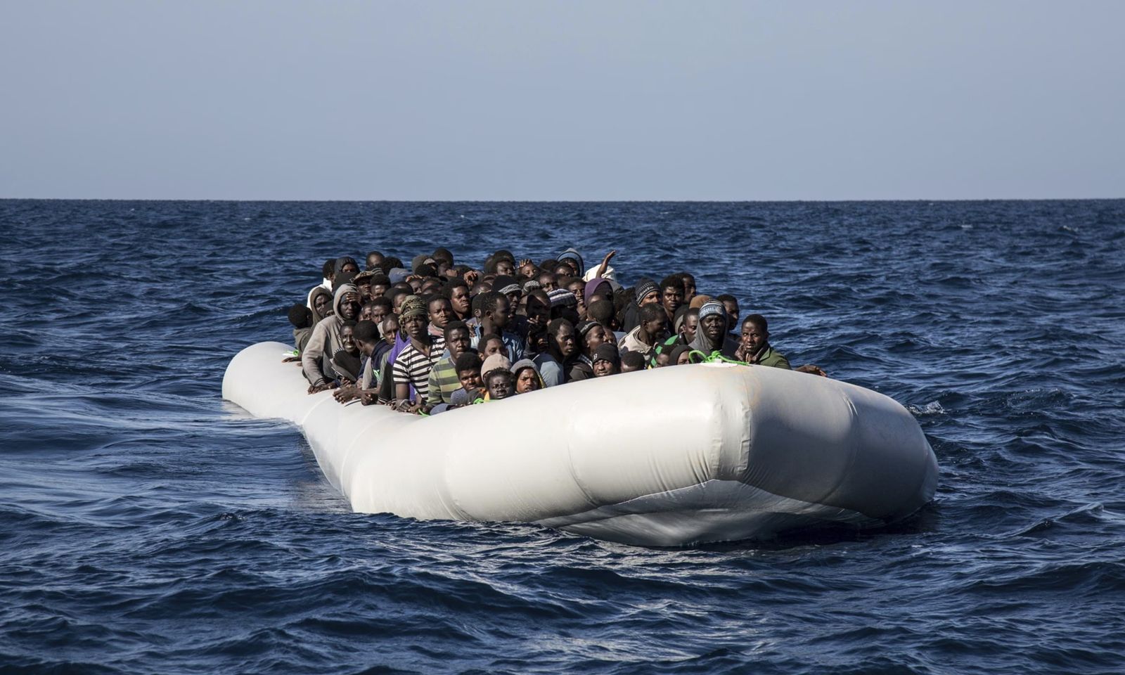 Gambia: Ít nhất 70 người thiệt mạng trong vụ lật thuyền di cư ngoài khơi Tây Phi