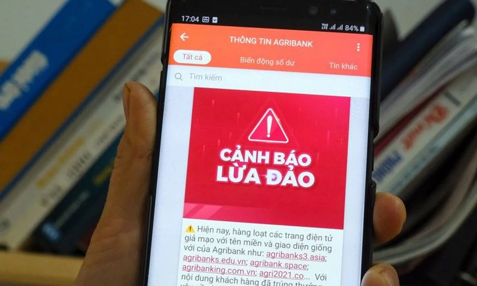 Ngân hàng cảnh báo thủ đoạn lừa đảo dịp lễ 2/9, người dân cần cảnh giác