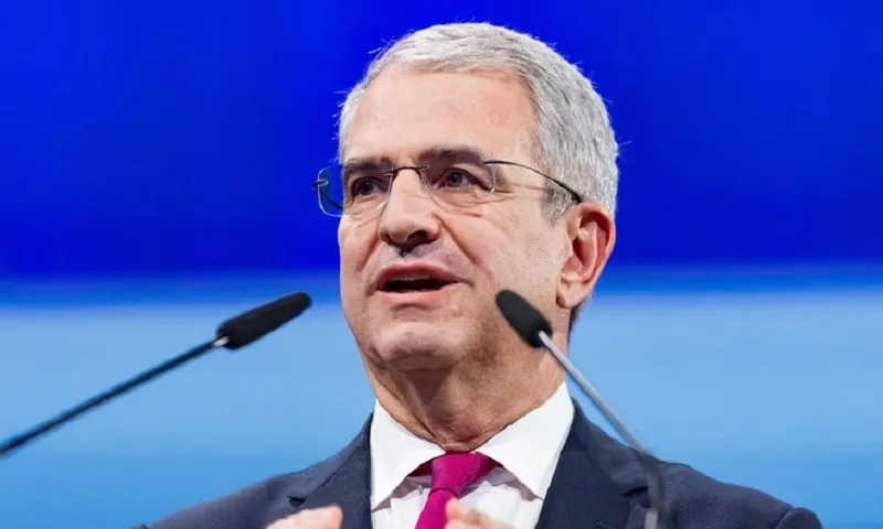 Nestlé sa thải CEO