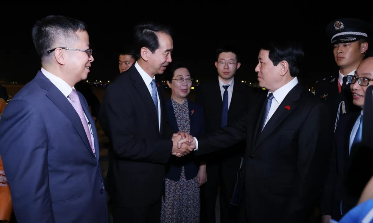 Chủ tịch nước Lương Cường đến Trung Quốc dự lễ kỷ niệm chiến thắng phát xít