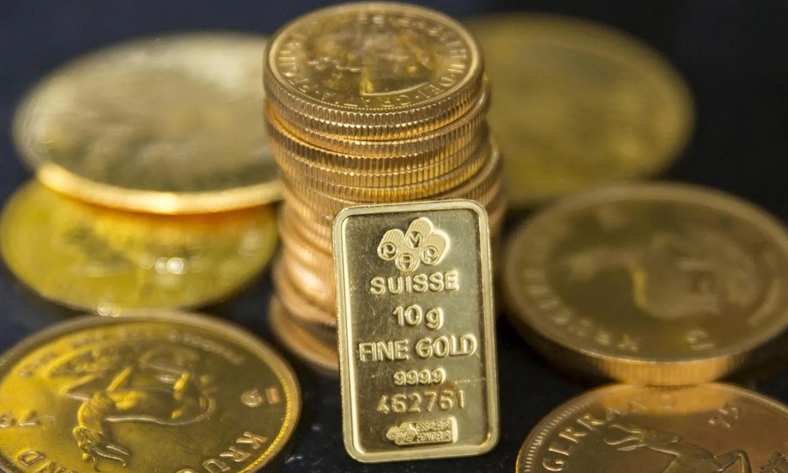 Vàng thế giới vượt mốc 3.500 USD