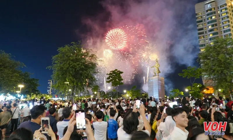 TPHCM bắn pháo hoa mừng Quốc khánh tại 4 điểm