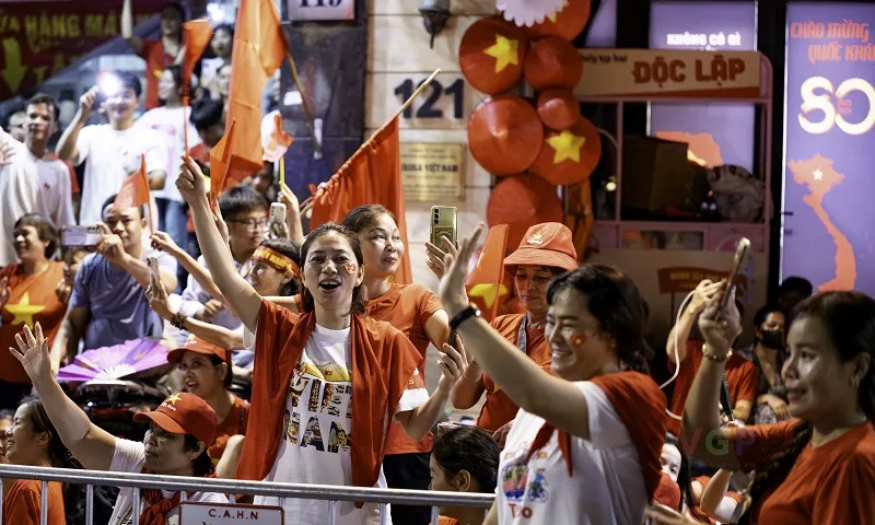 Điểm tin sáng 2/9: Quốc khánh 2/9 rộn ràng trên khắp cả nước