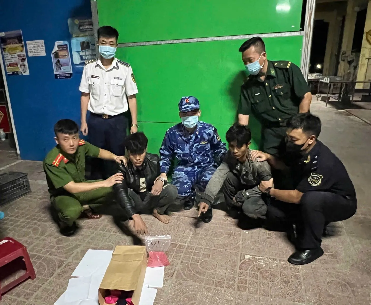 nhom-doi-tuong-ban-vo-kinh-o-to