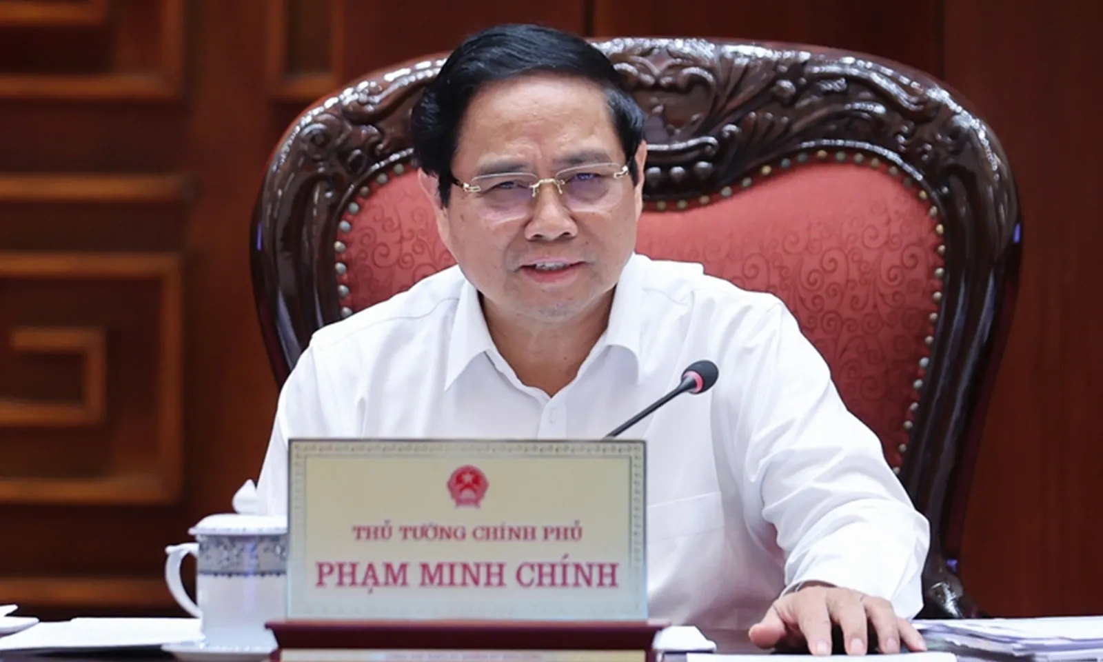 Thủ tướng: Đổi mới tư duy, đầu tư có trọng tâm, trọng điểm vào các dự án đầu tư công