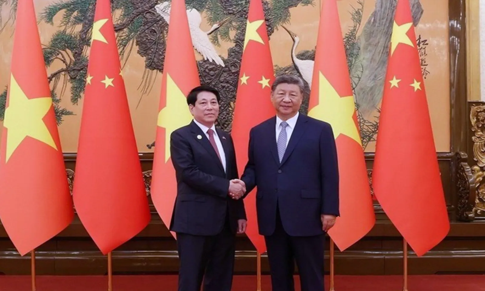 Chủ tịch nước Lương Cường hội đàm với Tổng Bí thư, Chủ tịch nước Trung Quốc Tập Cận Bình