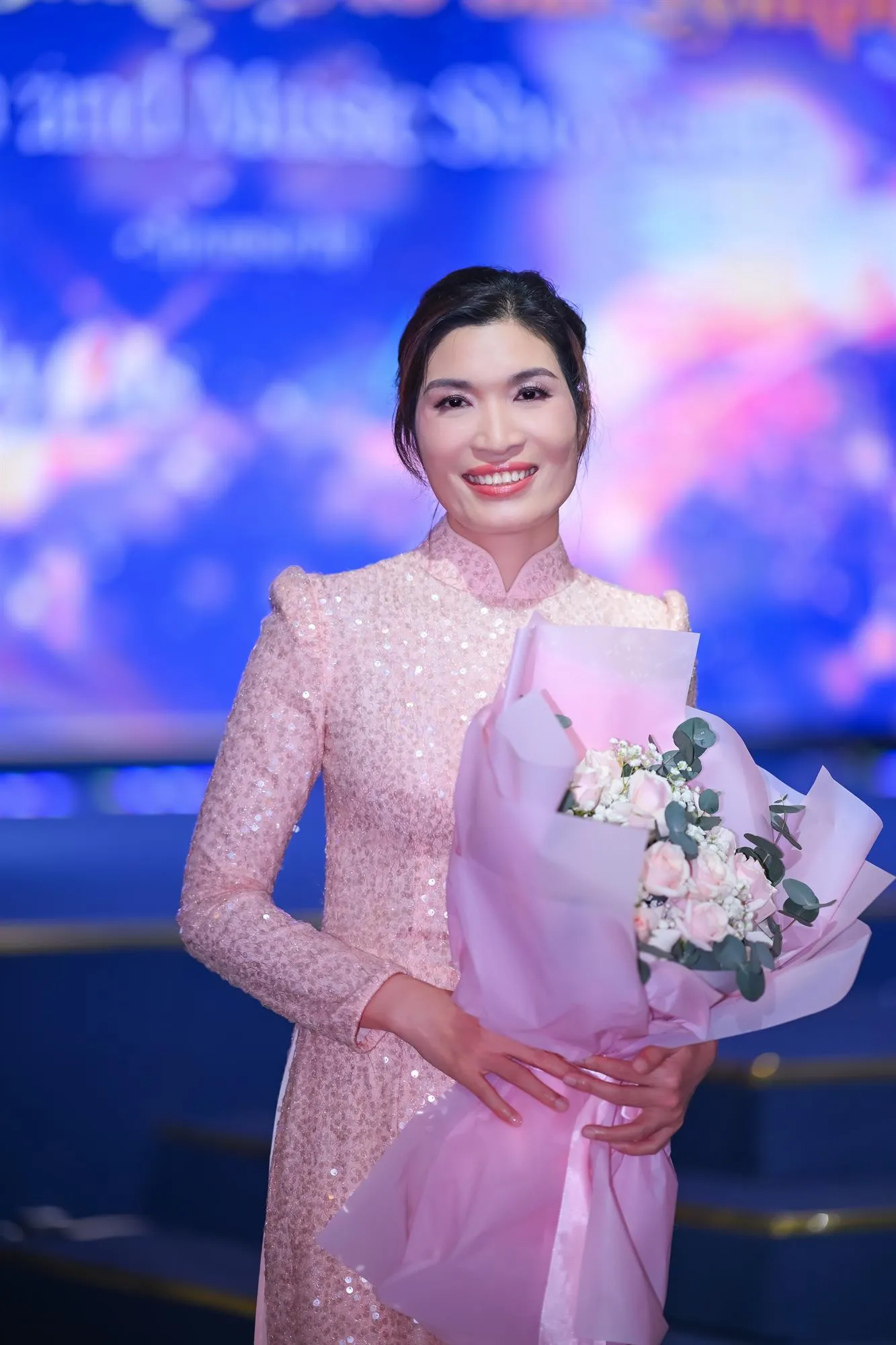 3.Nhà thiết kế, Chủ tịch thương hiệu lụa cao cấp Byfas và Quyền Chủ tịch Hiệp Hội Áo Dài TPHCM Anna Hạnh Lê