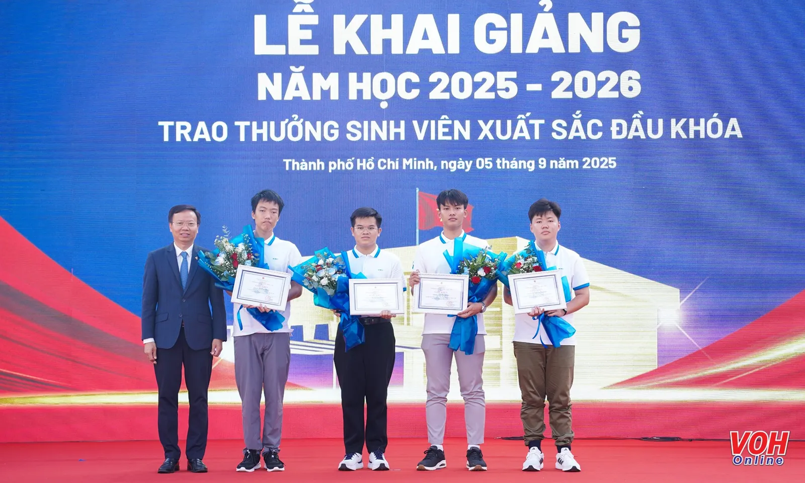 Trường Đại học Bách khoa đón gần 6.000 tân sinh viên