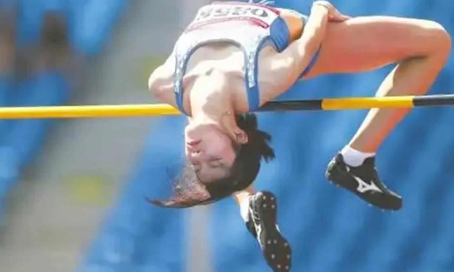 Nữ vận động viên triển vọng hiện thân của sức mạnh và vẻ đẹp