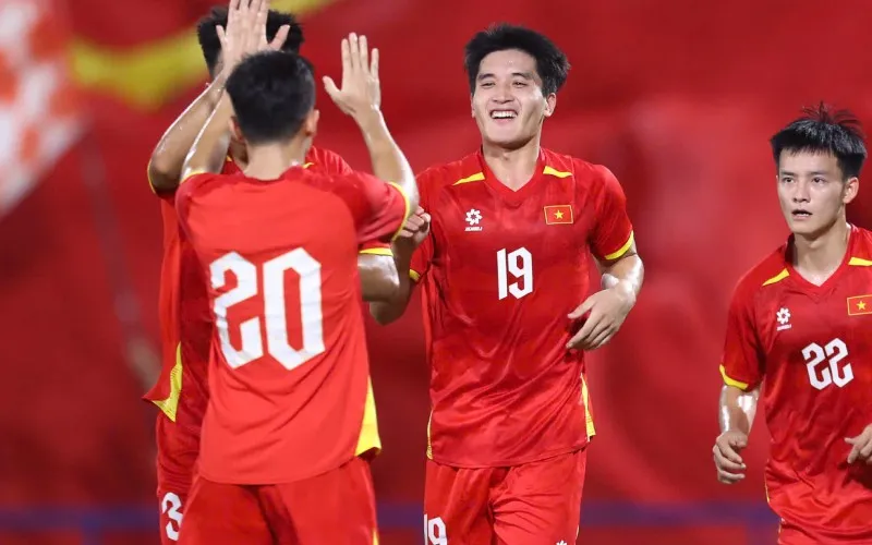 Nguyễn Ngọc Mỹ ghi bàn thắng đầu tiên cho U23 Việt Nam (Ảnh: Minh Tú)