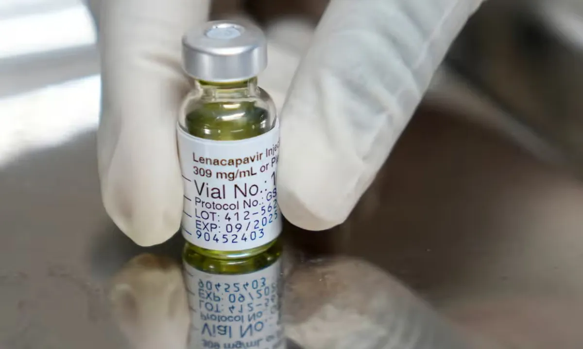 Mỹ cam kết cung cấp thuốc HIV thế hệ mới lenacapavir “giá gốc”