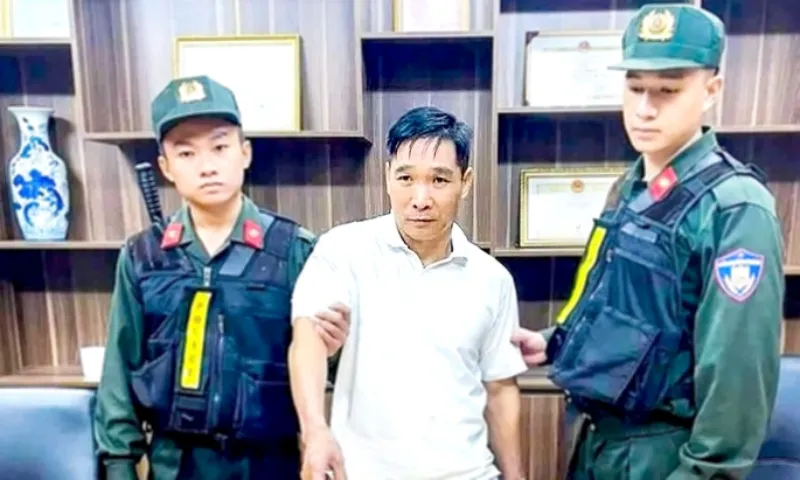 Bình “kiểm” cùng đồng phạm sắp hầu tòa