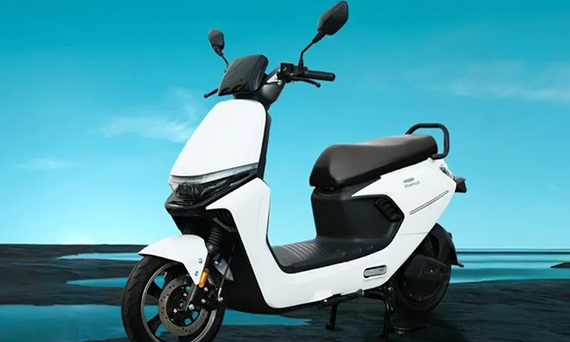 Mẫu xe máy điện SoloEra Solo 1C với giá sau ưu đãi chỉ khoảng 3,7 triệu đồng
