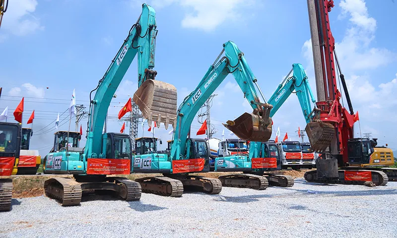 Khởi công cao tốc dự án thành phần 3 vùng Thủ Đô dài 113km