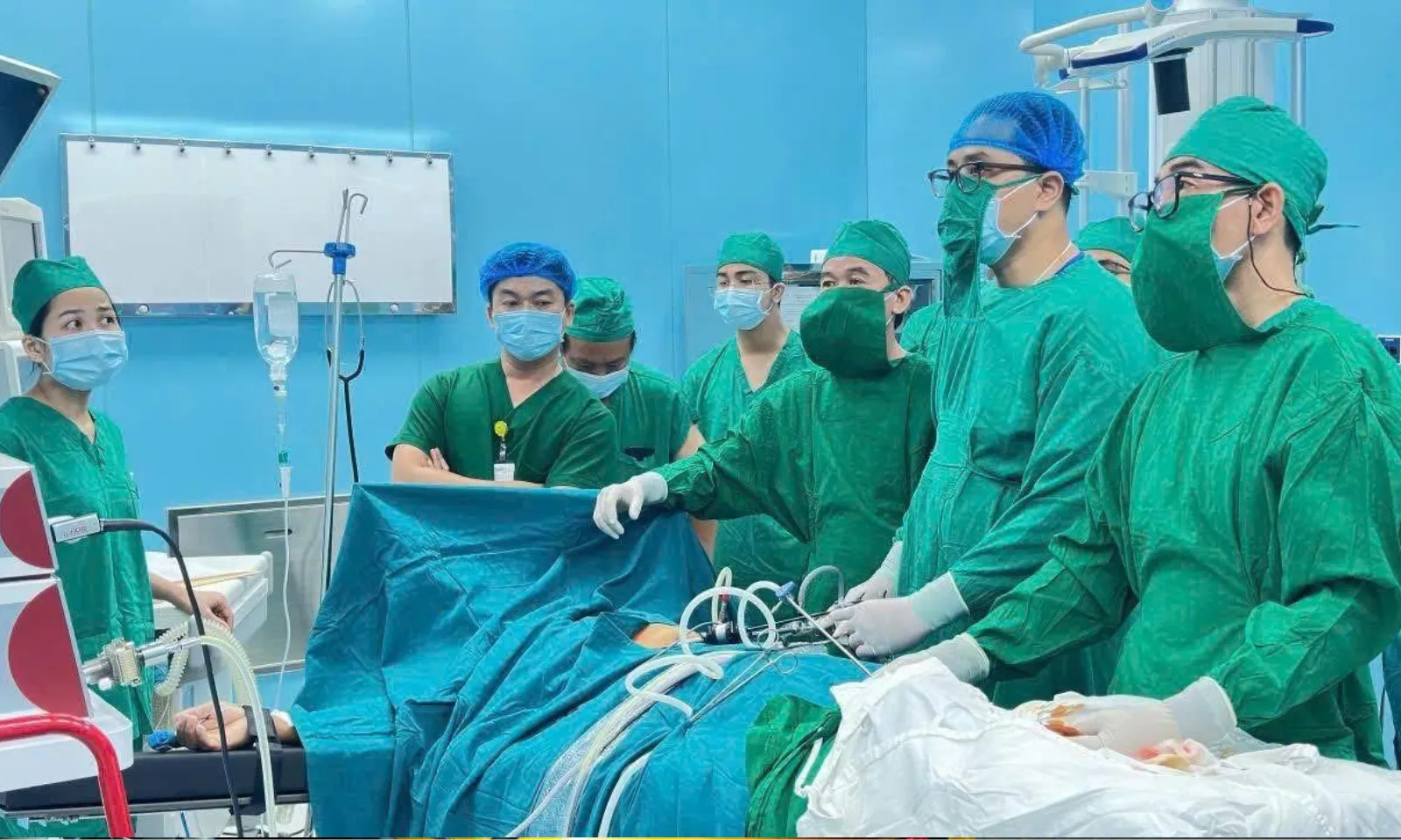 Thành công ca phẫu thuật nội soi cấp cứu đầu tiên tại Côn Đảo