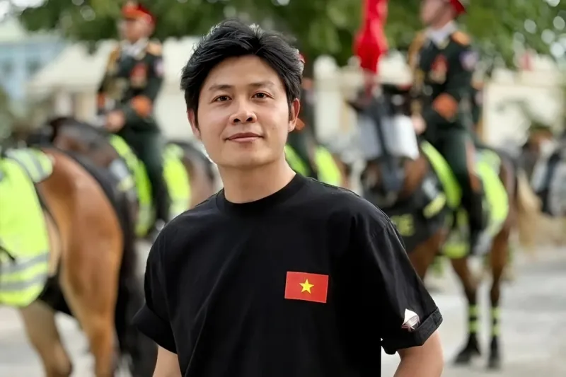nguyen-van-chung-chiu-khan-gia-goi-bang-cu-nhung-goi-chu-thi-giay20250908-161121-02