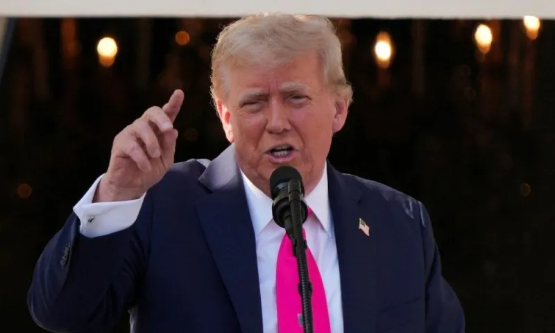 Ông Trump cảnh báo Hamas, kỳ vọng thỏa thuận Gaza sắp đạt được