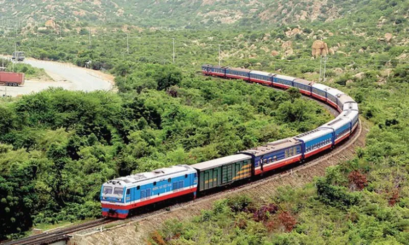 Đường sắt mở đăng ký vé tập thể Tết Bính Ngọ 2026