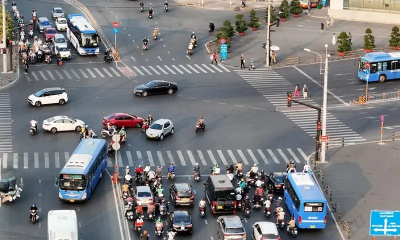 Thưởng tối đa 5 triệu đồng cho người báo vi phạm giao thông