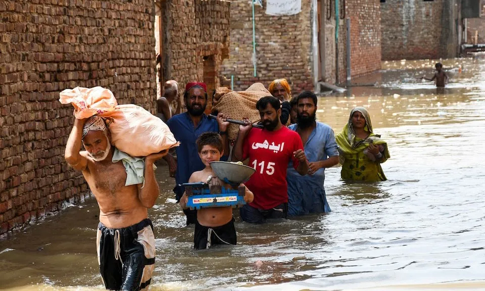 Pakistan: Hồ bùn dài 7 km đe dọa vỡ gây nguy cơ lũ lụt ‘thảm khốc’