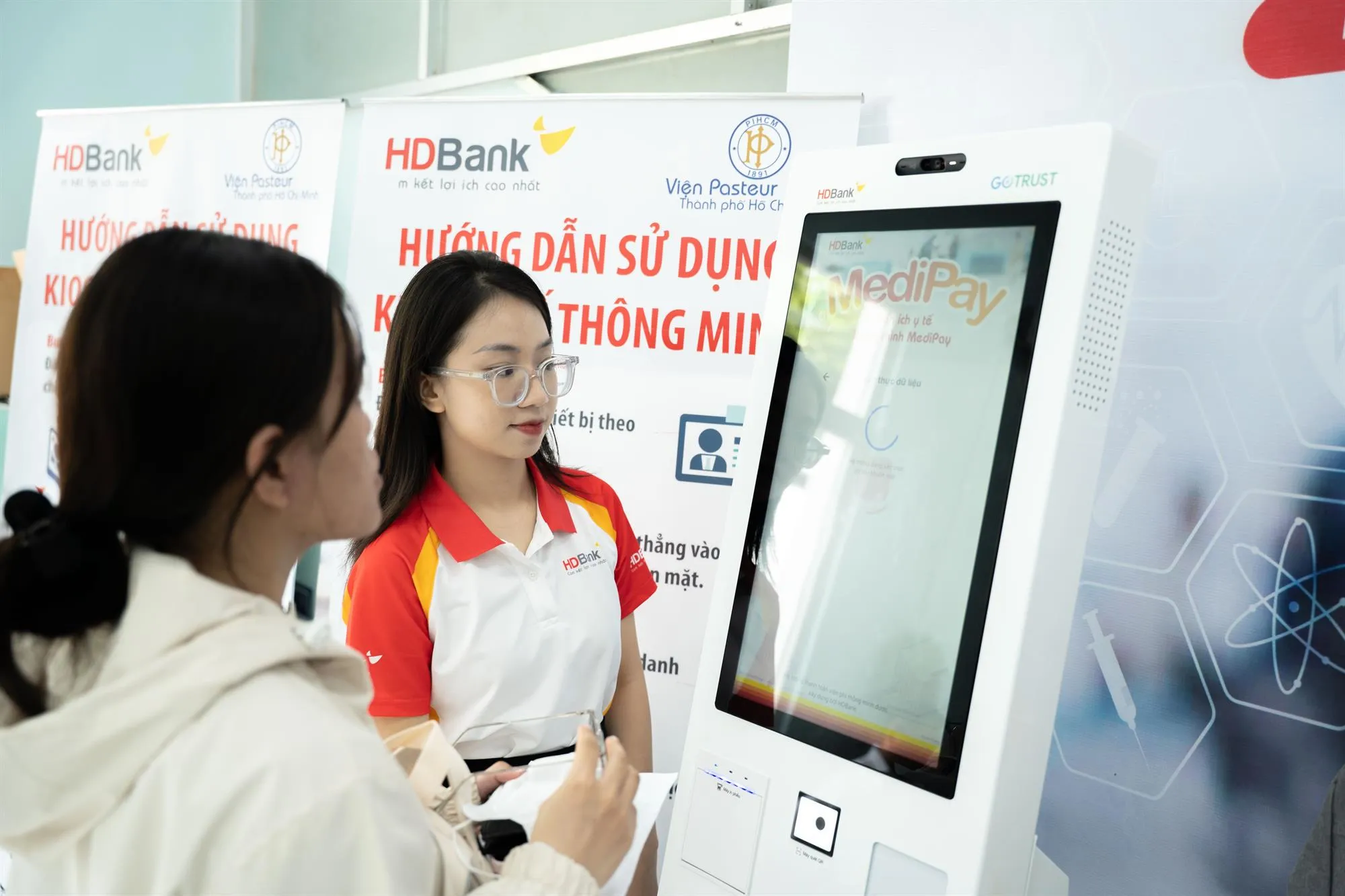 HDBank4 (2)