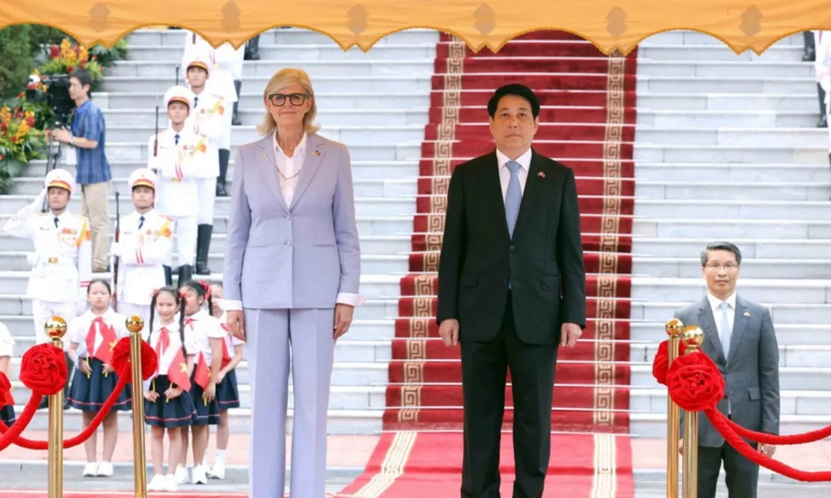 Chủ tịch nước chủ trì lễ đón cấp Nhà nước Toàn quyền Australia