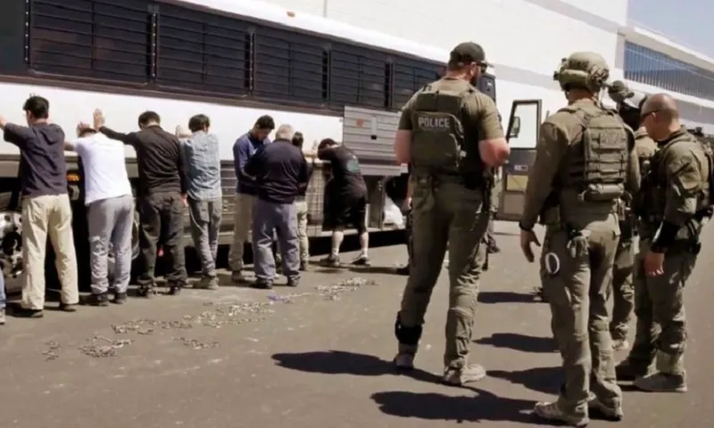 Mỹ trả tự do cho 300 công nhân Hàn Quốc bị bắt giữ