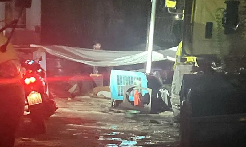 Người đàn ông tử vong do điện giật trong bãi xe