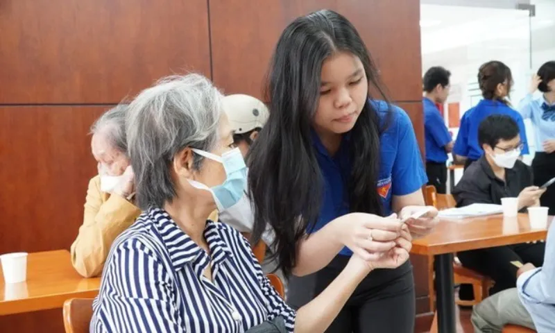 TPHCM, Quảng Ninh tăng trợ cấp hưu trí xã hội