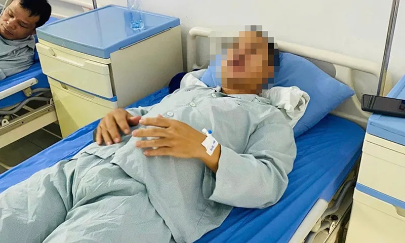Sau vụ việc xảy ra anh Nguyễn Đức Vinh đang điều trị tại bệnh viện
