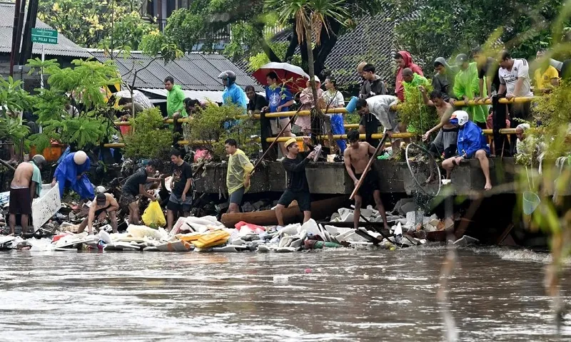 Mưa lũ gây thiệt hại lớn, Indonesia ban bố khẩn cấp ở Bali