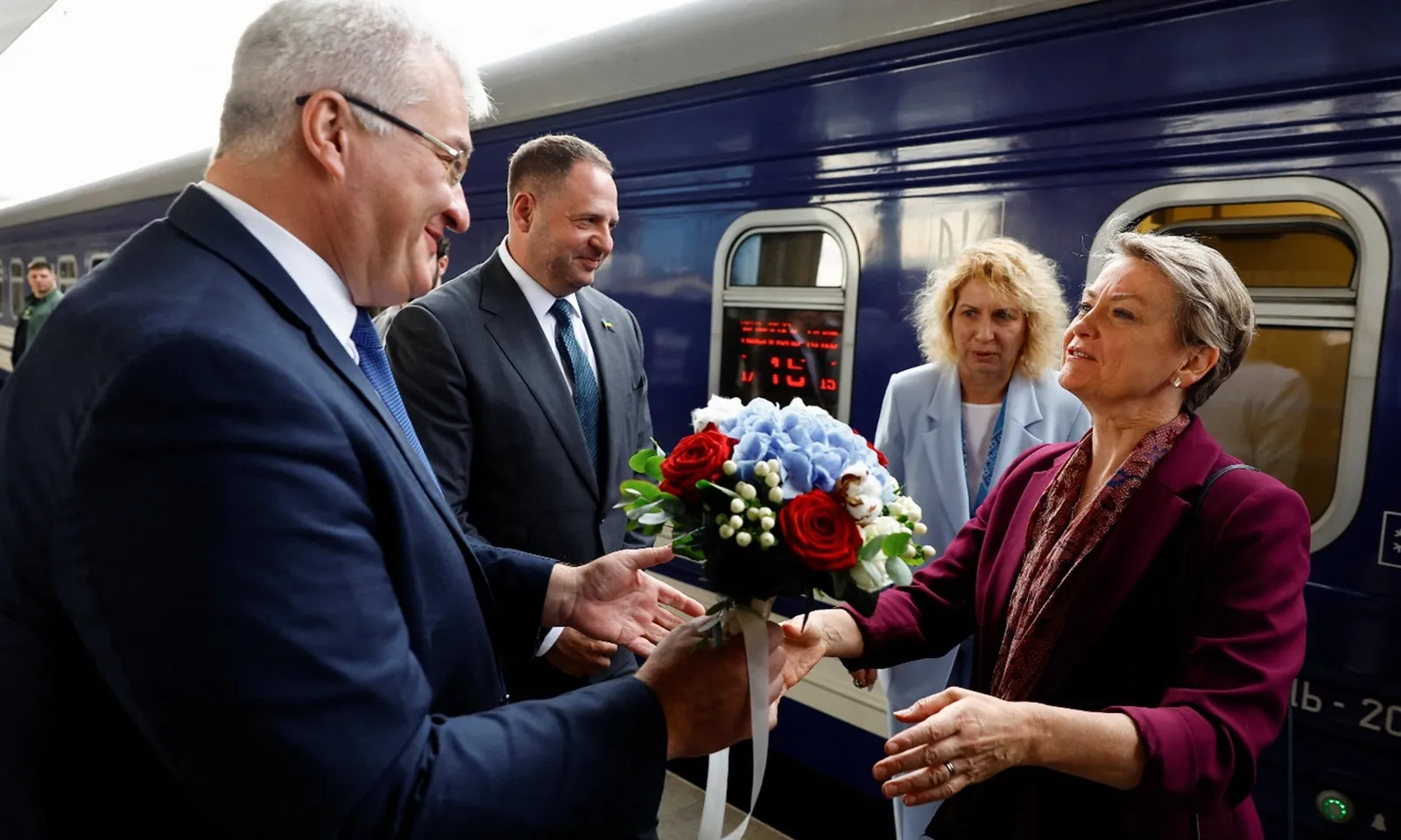 Anh ban hành lệnh trừng phạt các công ty cung cấp thiết bị chế tạo vũ khí cho Nga