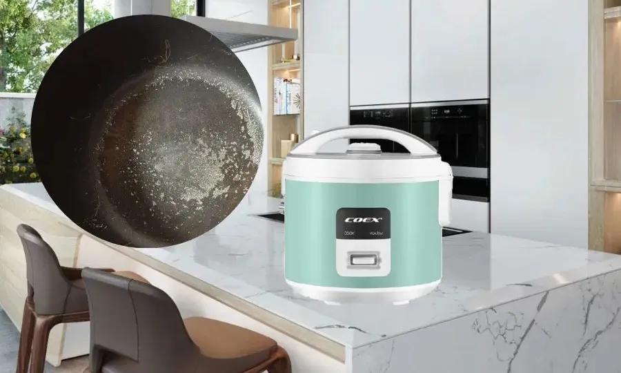 Chuyên gia cảnh báo nguy cơ sức khỏe khi dùng nồi cơm điện trầy xước, bong tróc trong lòng nồi