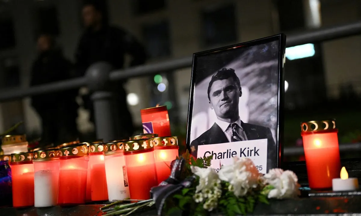 Tin giả tràn lan sau vụ nhà hoạt động Charlie Kirk bị bắn tử vong ở Mỹ