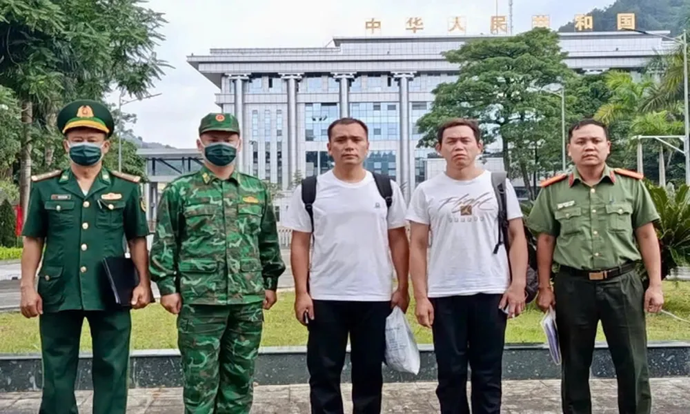 Hai công dân Trung Quốc có tiền án bị phát hiện nhập cảnh trái phép