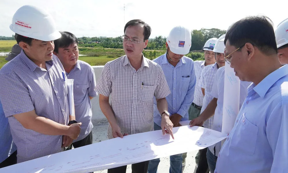 Đồng Tháp: Quyết tâm thông xe kỹ thuật cao tốc Cao Lãnh – An Hữu vào cuối năm nay