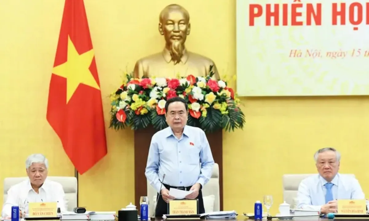 chu-tich-quoc-hoi-tran-thanh-man-chu-tri-phien-hop-thu-hai-cua-hoi-dong-bau-cu-quoc-gia-sang-15-9-anh-viet-chung-3500-2076