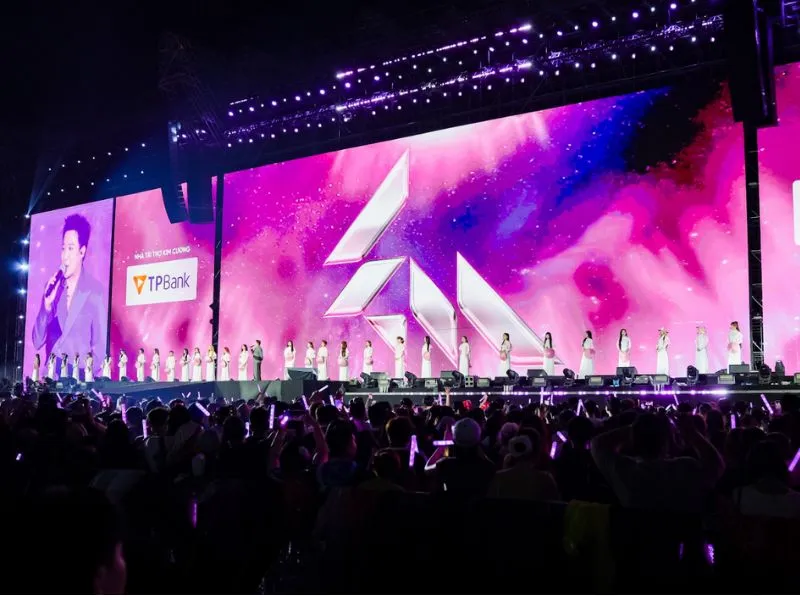 concert-em-xinh-say-hi
