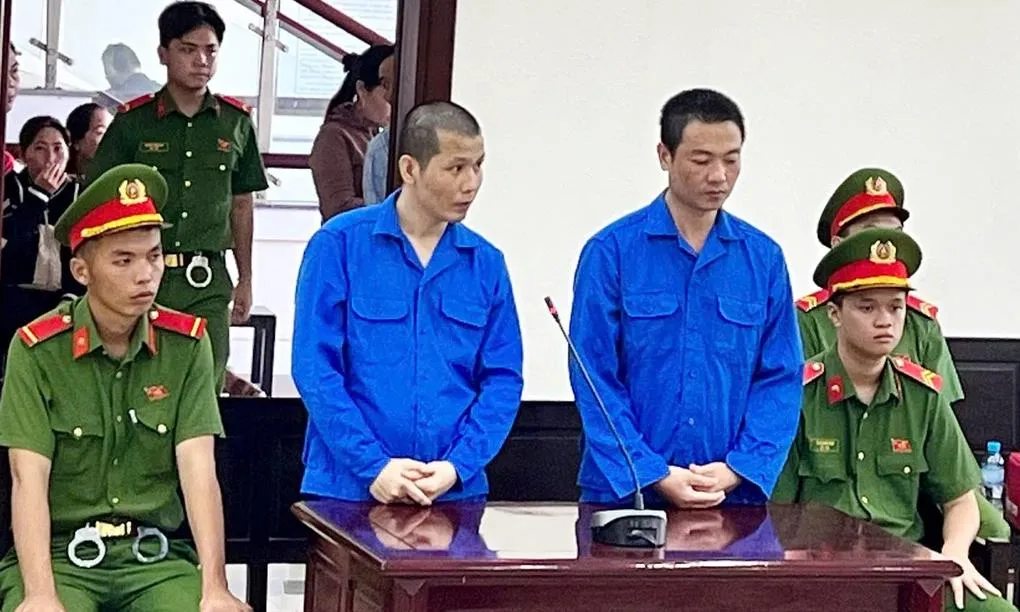 Mâu thuẫn trả tiền karaoke, án tù cho hai thanh niên