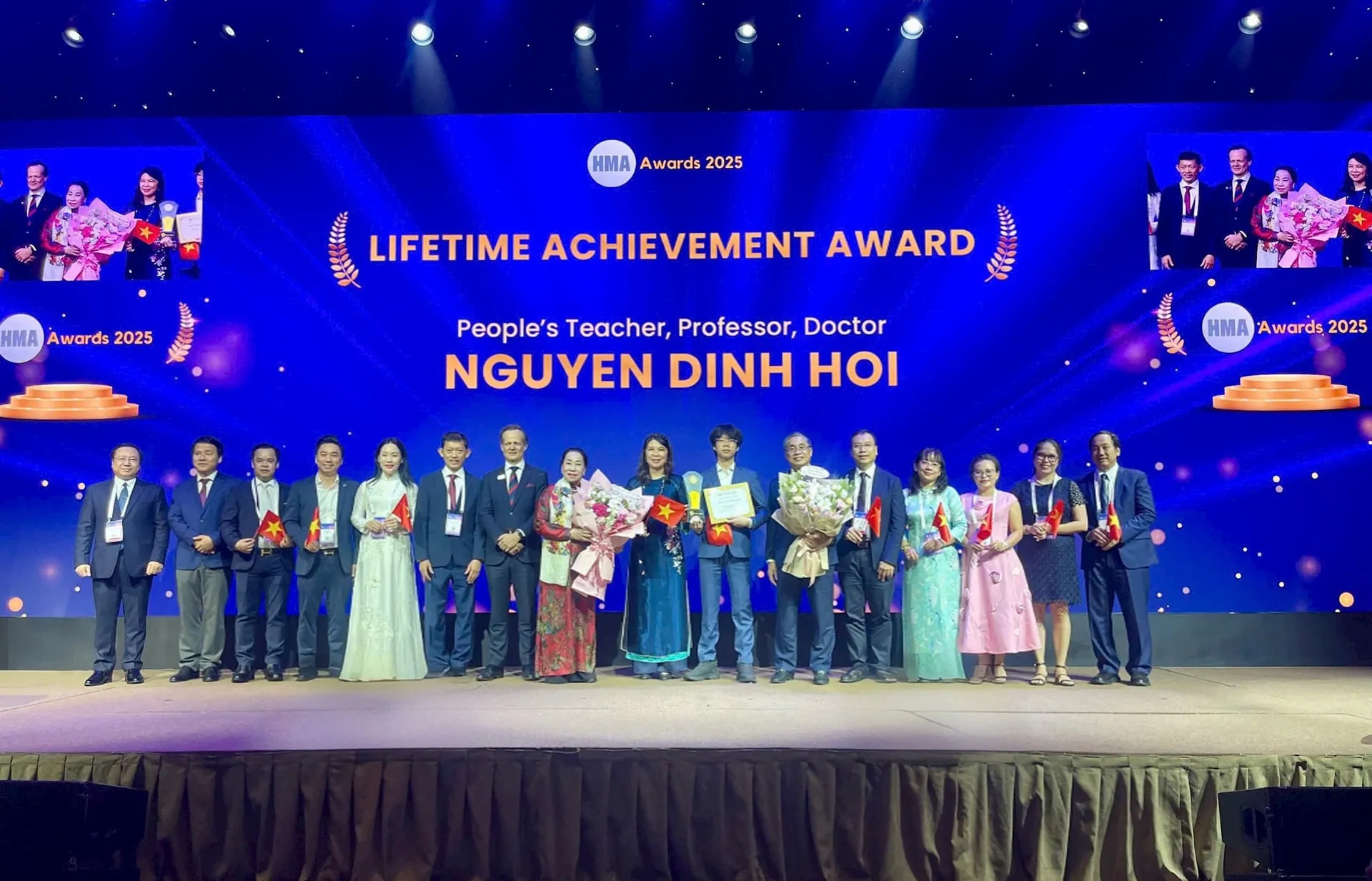 1.-ngnd-gs-ts-bs.-nguyen-dinh-hoi-duoc-vinh-danh-va-trao-giai-thuong-cong-hien-tron-doi