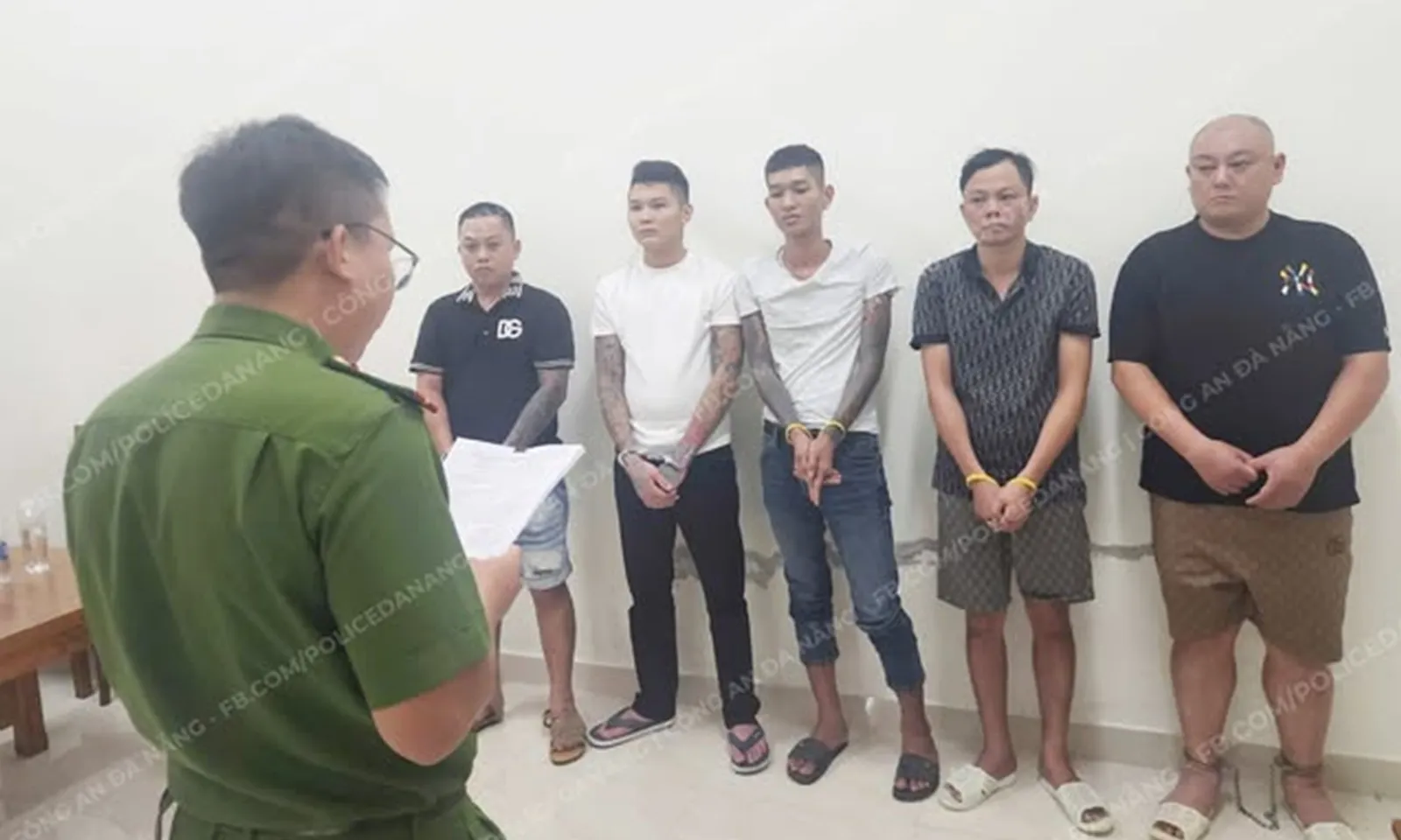 Giải cứu 2 người nước ngoài bị bắt giữ trái pháp luật