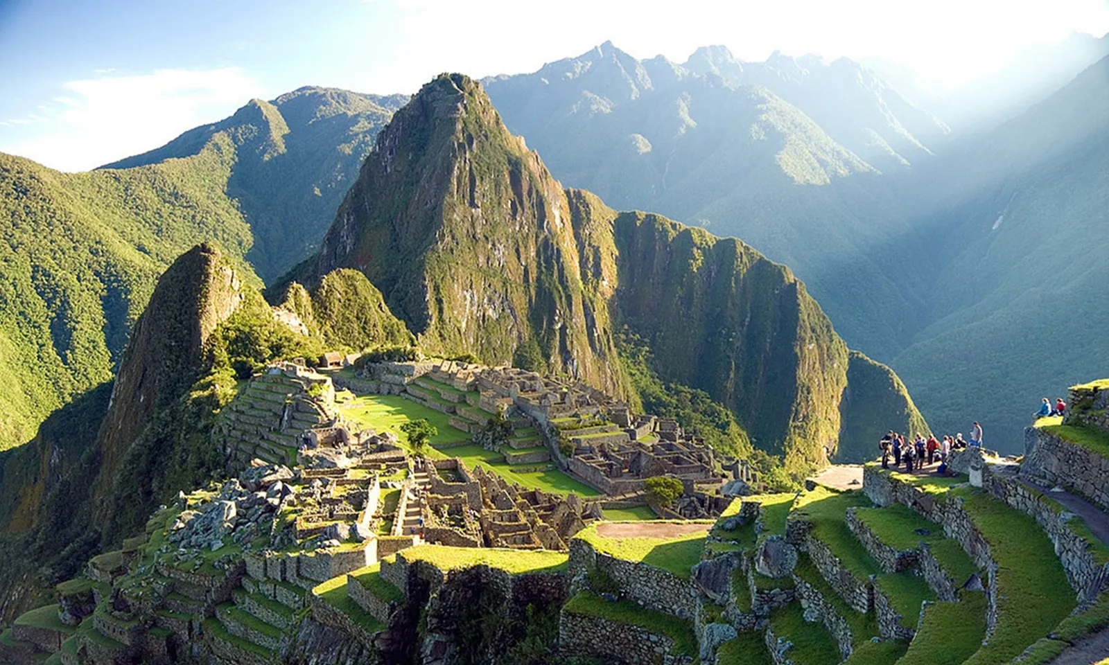 Peru: 900 du khách kẹt gần kỳ quan thế giới Machu Picchu vì biểu tình