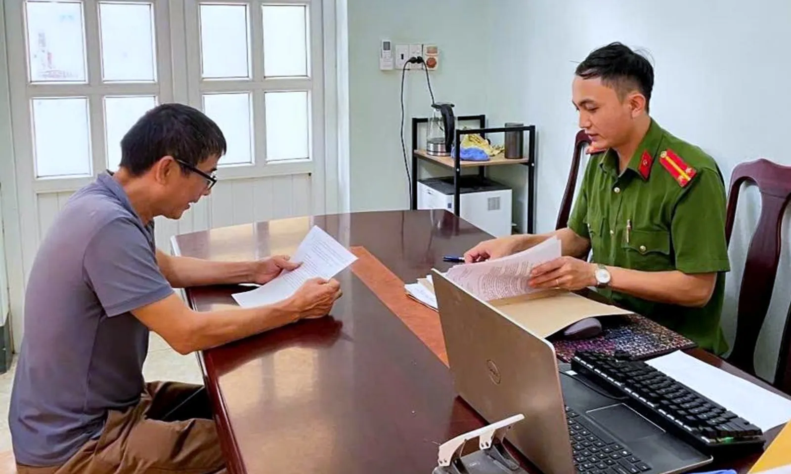 Bị phạt 10 triệu đồng vì bình luận không đúng sự thật về lực lượng kiểm lâm trên mạng xã hội