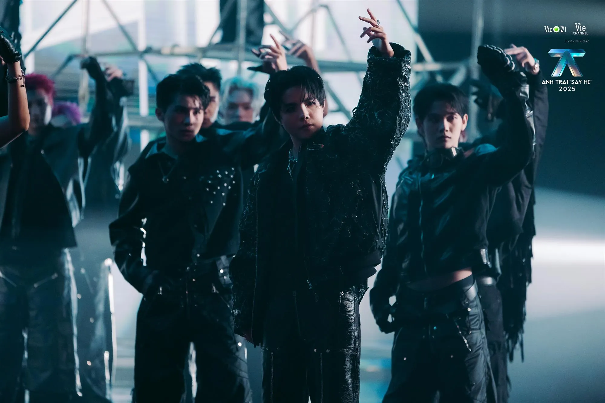 MV Theme Song (15)
