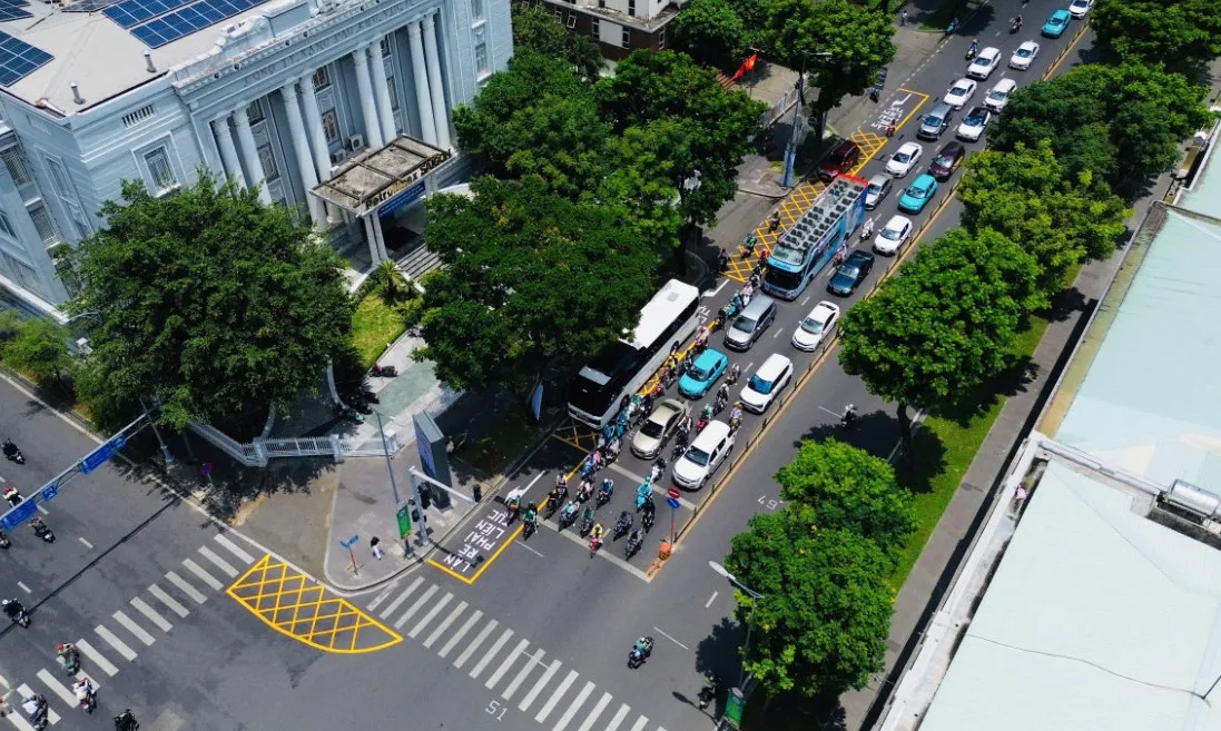 TPHCM mở rộng làn rẽ phải liên tục, giao thông nhiều nút giao cải thiện rõ rệt