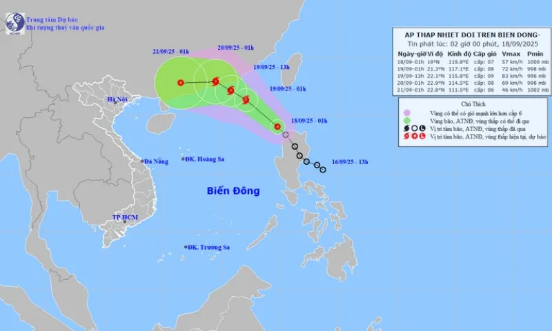 Áp thấp nhiệt đới vào Biển Đông, có khả năng mạnh lên thành bão