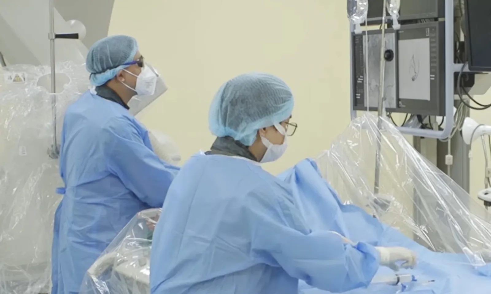 Tắc mạch cầm máu cứu sống nam thanh niên vỡ gan, xuất huyết ổ bụng