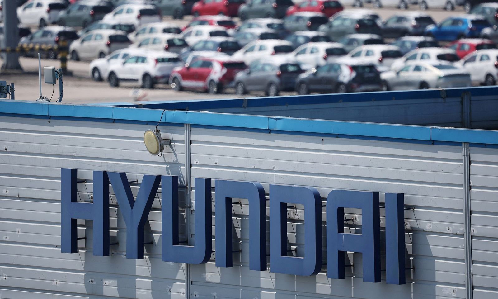Hyundai triệu hồi gần 570.000 xe tại Mỹ do lỗi dây an toàn